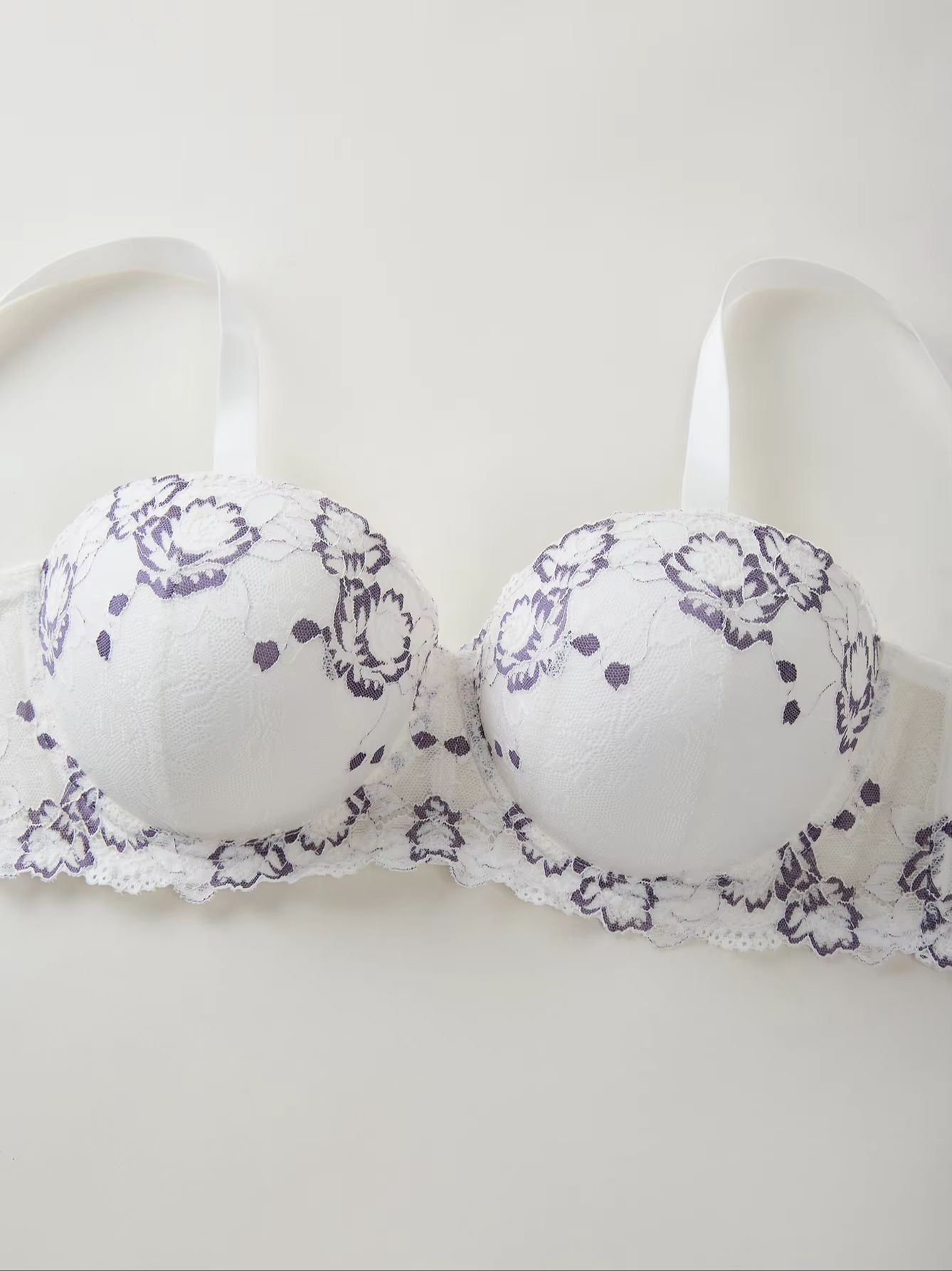 Plus Size Lace & Embroidery Wo – Minimizer Bra Women recenzja i cena